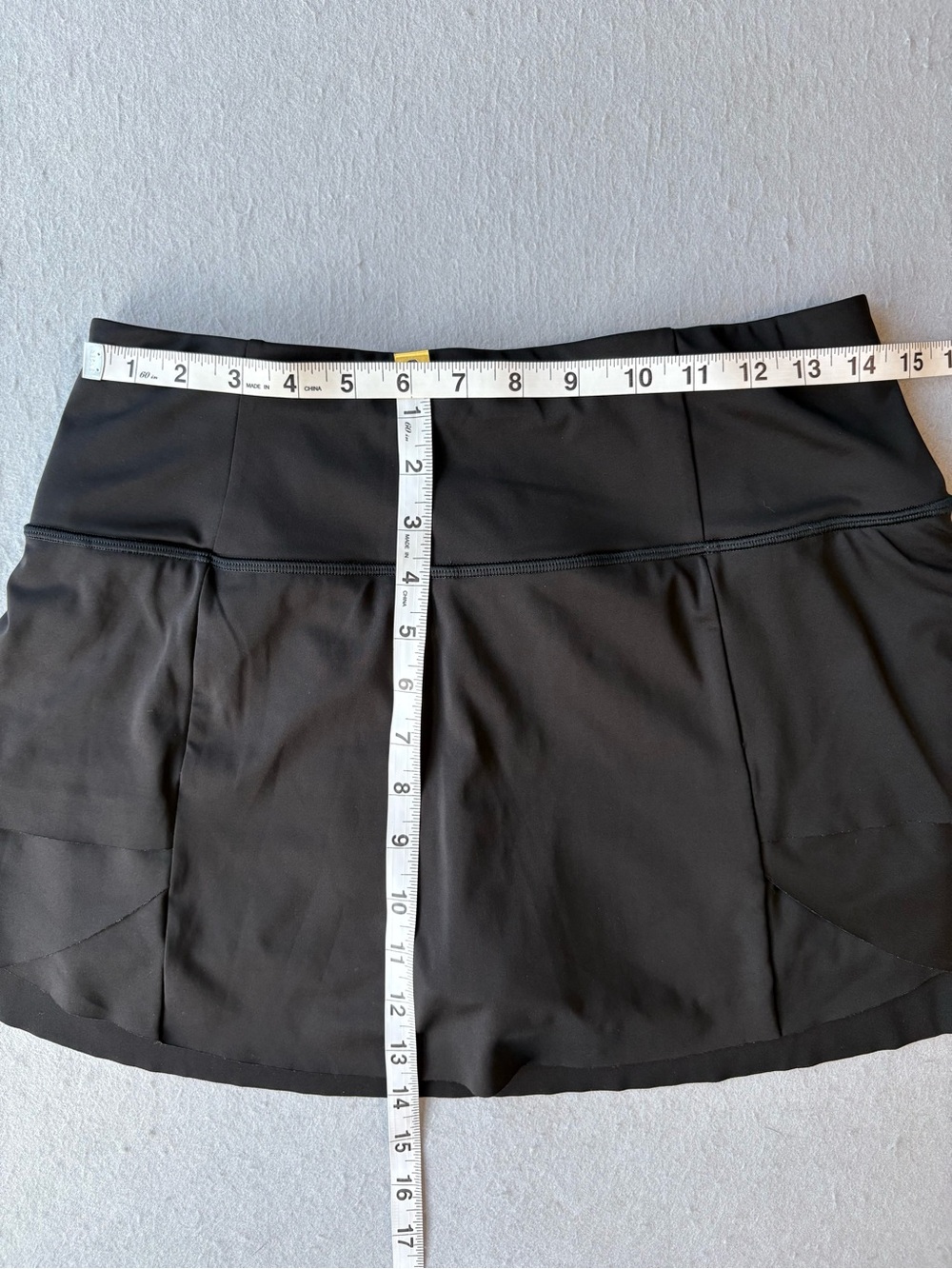 Athleta Momentum Black Ruffle Back Tennis Golf Pickleball Skort UPF 50 Sz S - Picture 4 of 9